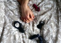 6 Best Sex Toys for Couple That Keep Things Interesting in Bedroom