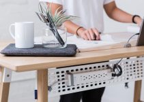 Why Standing Desks Are Best Option for Your Home