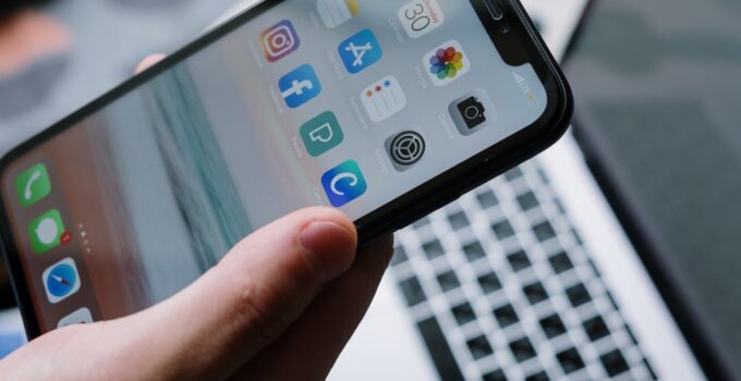 6 Signs Your Mobile App Needs Some Improvements in 2024