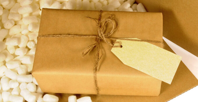 4 Tips for Choosing the Right E-Packaging Solution for your eCommerce Business