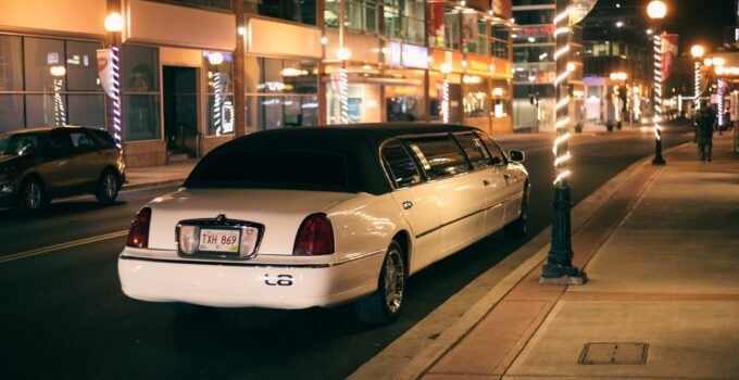 10 Tips to Help You Choose The Right Limousine Service For Your Next Event