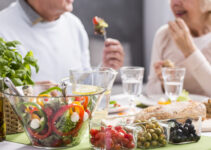 4 Healthy Eating Tips for Older Adults