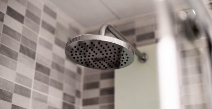 5 Different Types Of Shower Heads And How To Choose The Best One