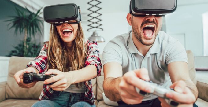3 Reasons Why VR Is the Future of the Gaming Industry