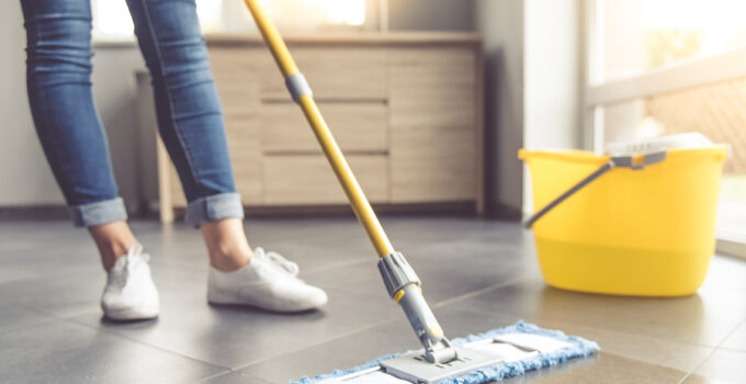 What are the Pros of Hiring House Maid for House Cleaning?