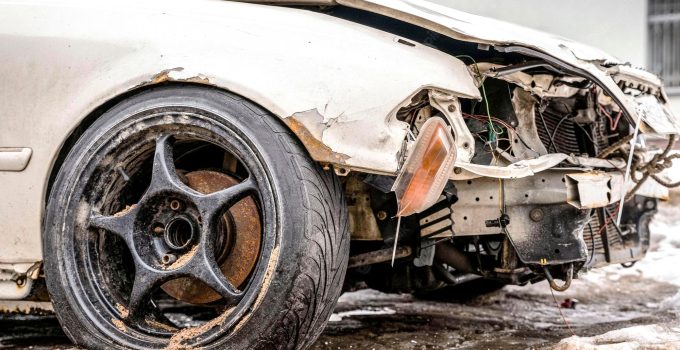Totaled Car? 6 Things to do with a Wrecked Car