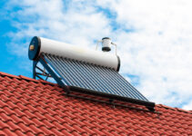 How Hot Is the Water From a Solar Water Heater?
