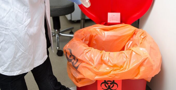 Are You Using Wrong Containers for Medical waste? 8 Things to know