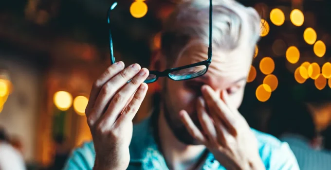 6 Ways to Fix Blurry Vision Without Glasses