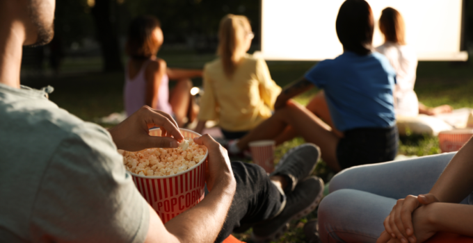 Organizing a Birthday Party in a Cinema – 8 Things You Should Know
