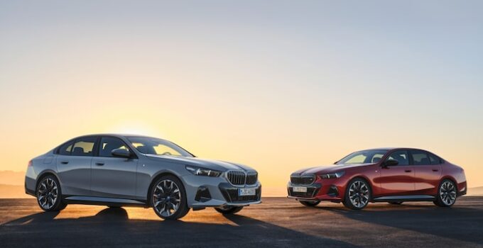 Unveiling the Eighth-Generation BMW 5 Series Sedan