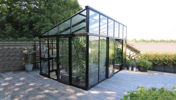 Get Growing - greenhouse gardening