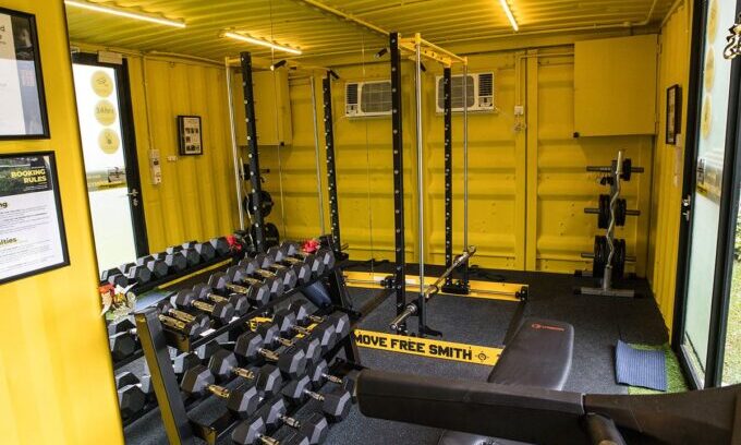 Shipping Container personal gym - Versatile and Mobile