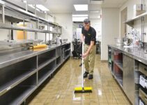 How Professional Kitchen Cleaning Helps to Reduce Staff Turnover