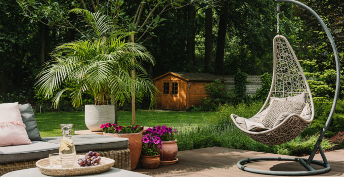 How to Make Your Backyard More Inviting